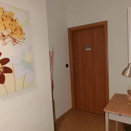 Gæstehus Reale House 2*