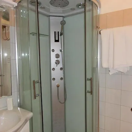 Gæstehus Reale House 2*